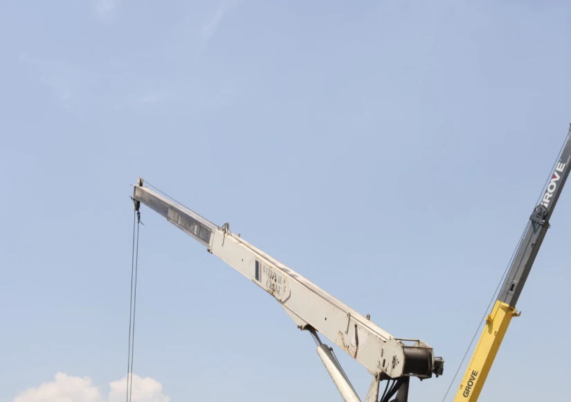 Servicios de renta de grúas